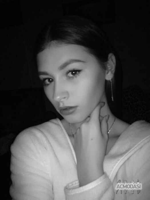 Виолетта Ярославовна Рымар фото №1059295. Завантажено 27 Травня 2017