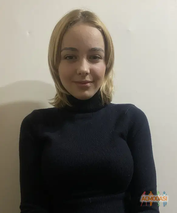 Яна Віталіївна  Верхградська фото №1750631. Завантажено 18 Грудня 2025