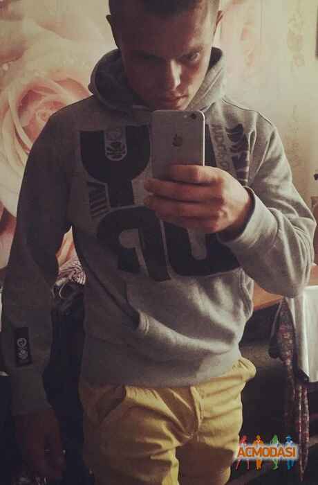 Артем Олегович Мороз фото №1046351. Завантажено 23 Квітня 2017