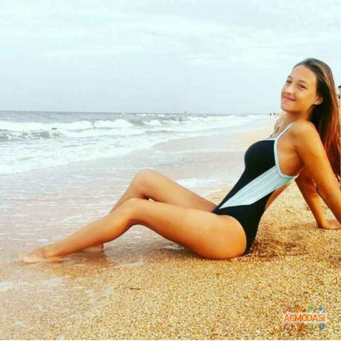 Олеся Петровна Жолдош фото №1039470. Завантажено 04 Квітня 2017