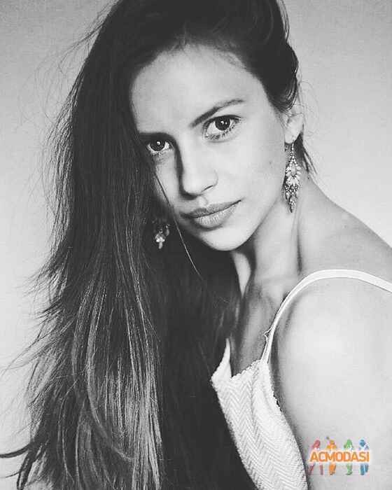 Лина Игоревна Головина фото №1203943. Завантажено 12 Березня 2018