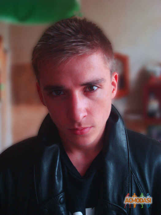 Бурма  Дмитрий фото №517621. Завантажено 24 Жовтня 2013