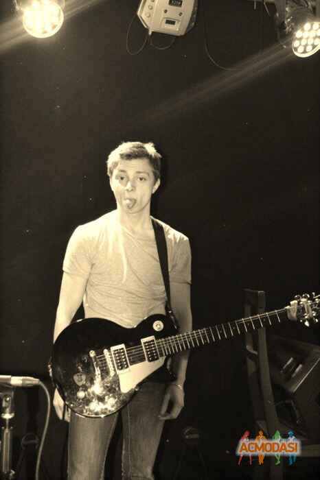 Макс  Бондаренко фото №795952. Завантажено 15 Квітня 2015