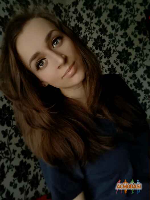 Оля Миколаївна Титаренко фото №1046876. Завантажено 24 Квітня 2017