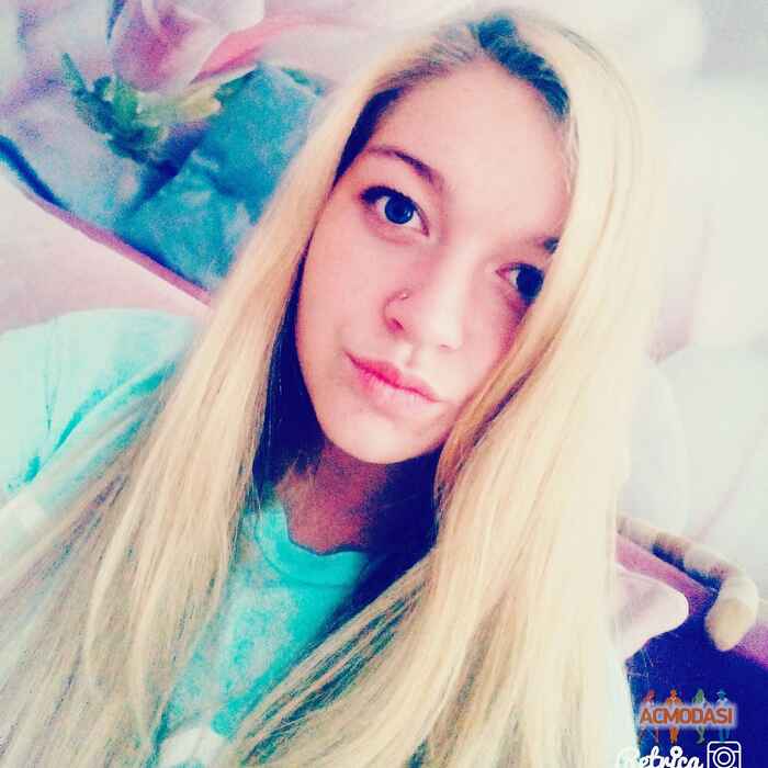 Эвеліна Серверівна Лаврик фото №985515. Завантажено 15 Листопада 2016