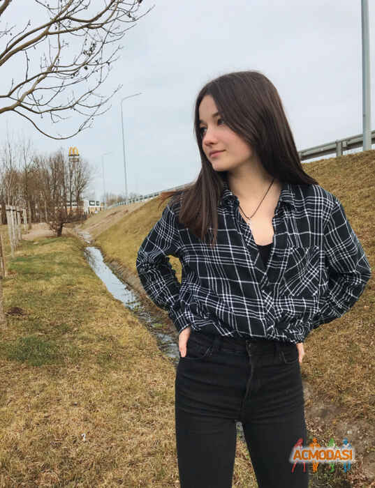 Ярослава Ярославовна Зубкова фото №1525170. Завантажено 26 Квітня 2020