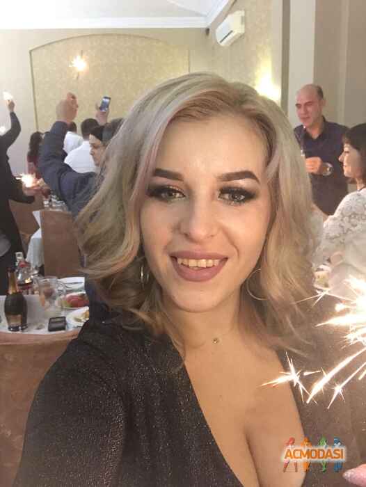 Юлія Юріївна Слоцька фото №1534635. Завантажено 31 Травня 2020