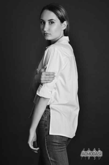 Марина  Семчук фото №1093098. Завантажено 18 Серпня 2017