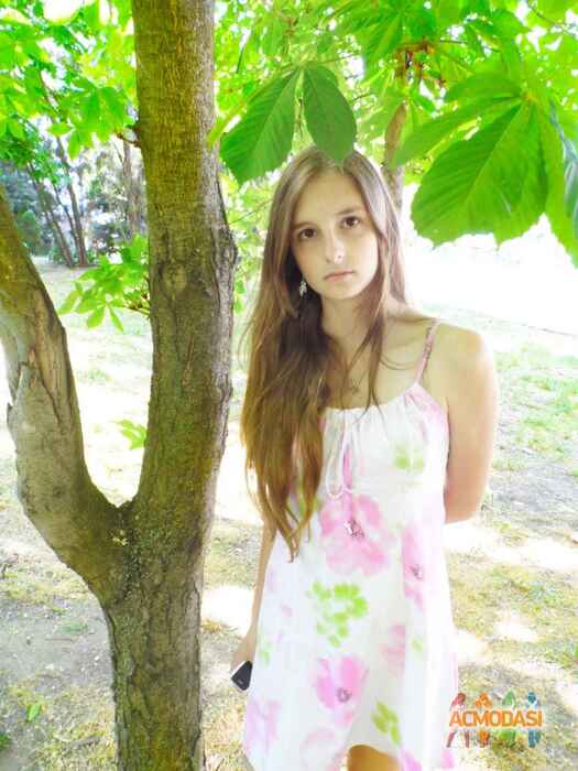 Юля  Кирстя фото №1054236. Завантажено 15 Травня 2017