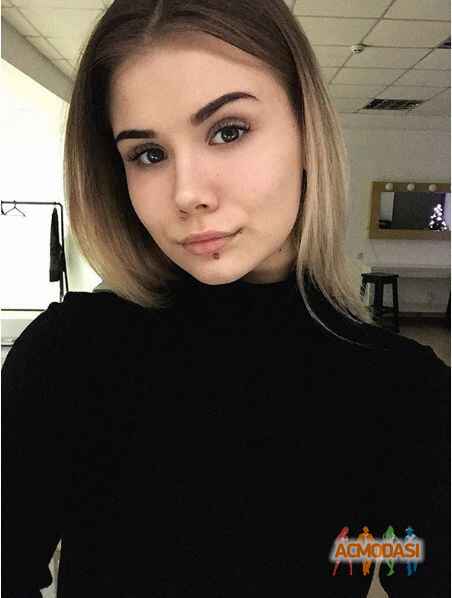 Влада Валерьевна Дяченко фото №1155292. Завантажено 21 Грудня 2017