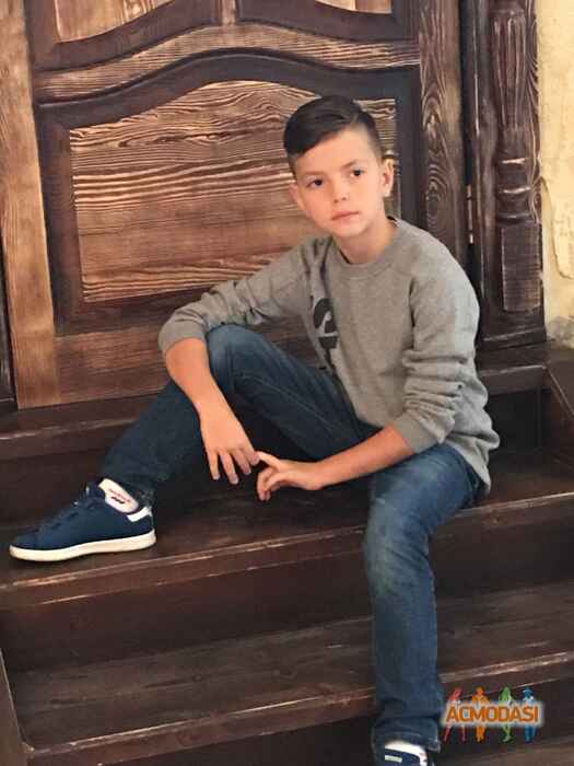 Омар Осамович Ісмаїл фото №995799. Завантажено 09 Грудня 2016