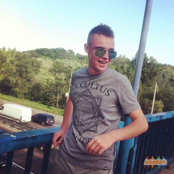 Юрій Лозінський Олександрович фото №1047581. Завантажено 26 Квітня 2017