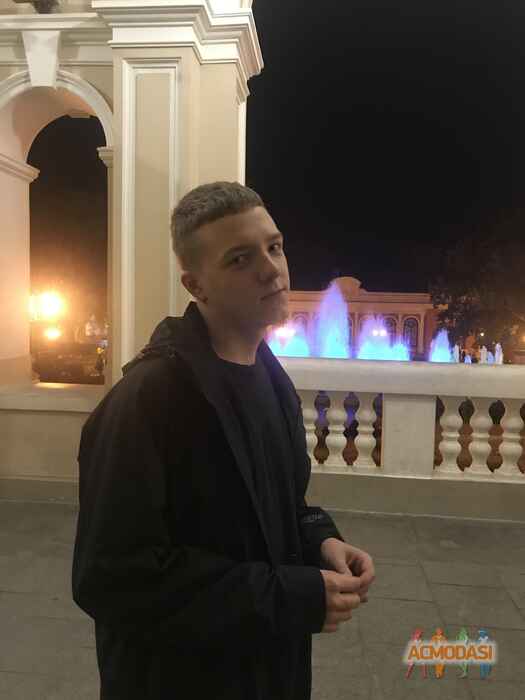 Денис  Чумаков фото №1587803. Завантажено 29 Листопада 2020