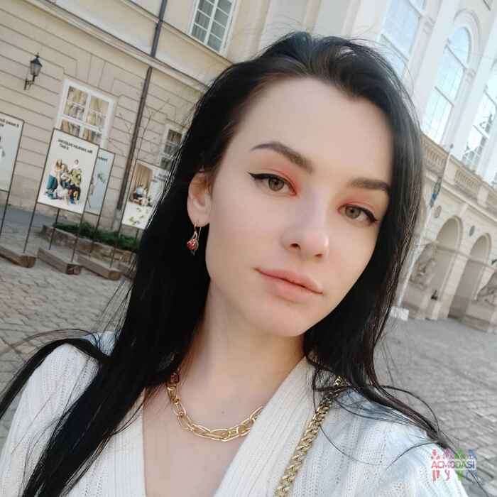 Олена  Заяць фото №1622154. Завантажено 14 Квітня 2021
