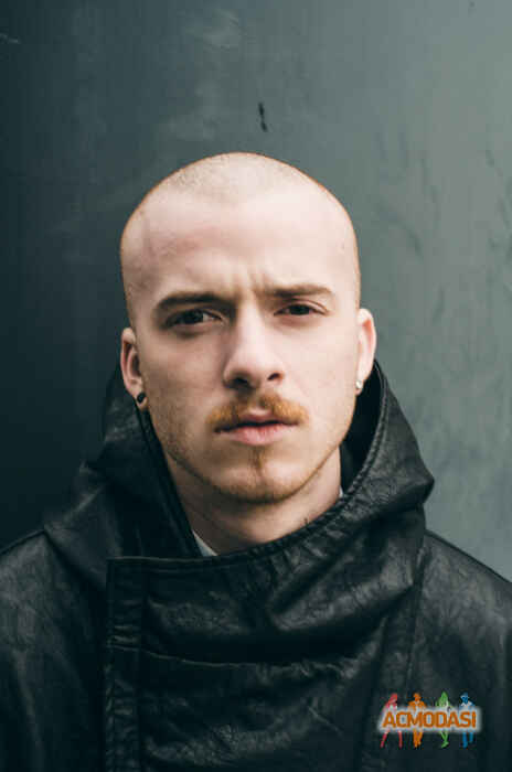 Денис капустин актер фото Денис Олегович Капустин, 25 рокiв, Актор, Модель, Танцюрист 319162 ACMODASI Укра