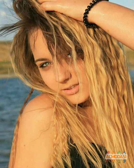 Анна Олександрівна Марюха фото №1318083. Завантажено 06 Листопада 2018