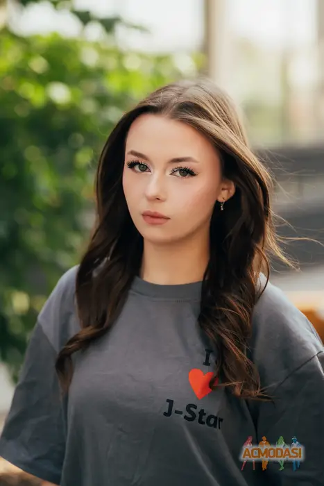 Вероніка  Старовойт фото №1747425. Завантажено 17 Вересня 2025