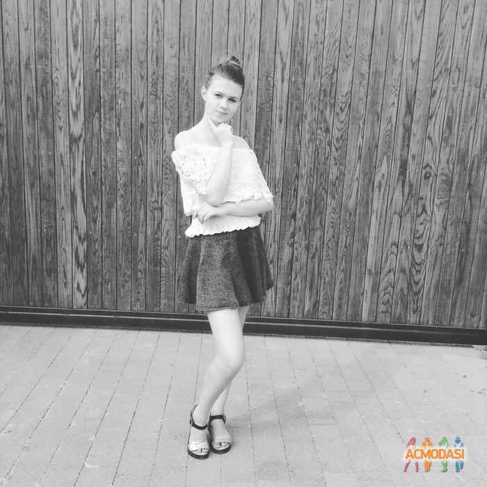Юля Володимирівна Муц фото №1078446. Завантажено 13 Липня 2017