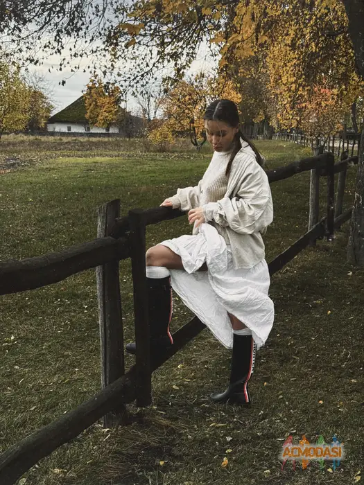 Олена  Тірбах фото №1749077. Завантажено 28 Жовтня 2025