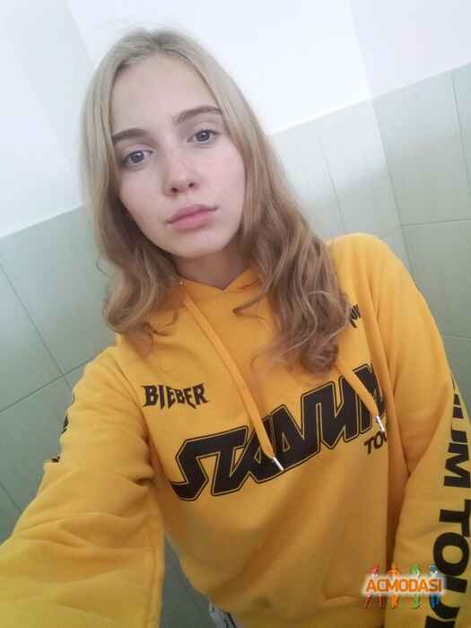 Катерина Миколаївна Колісник фото №1292145. Завантажено 15 Вересня 2018