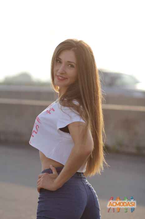 Элина Алимагомедовна Тагирова фото №1007952. Завантажено 17 Січня 2017