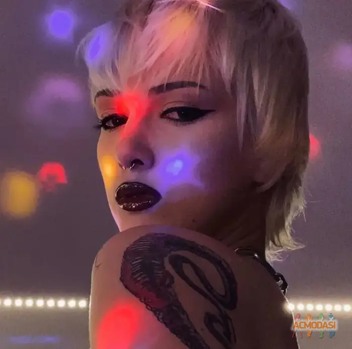 Уляна  Пашковська фото №1721565. Завантажено 17 Грудня 2023