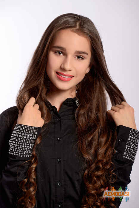 Вікторія Степанівна Шинкар фото №1058519. Завантажено 25 Травня 2017