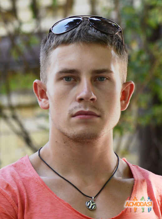 Юрий Михайлович Романов фото №817364. Завантажено 28 Липня 2015