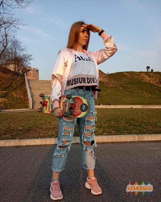 Яна Анатольевна Филипенко фото №1387868. Завантажено 09 Квітня 2019