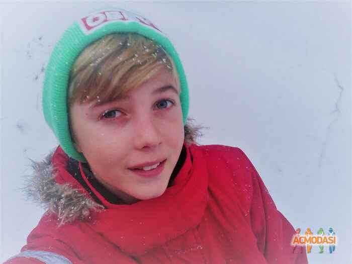 БОГДАН ПАВЛОВИЧ НЕТЮХАЙЛО фото №999962. Завантажено 22 Грудня 2016