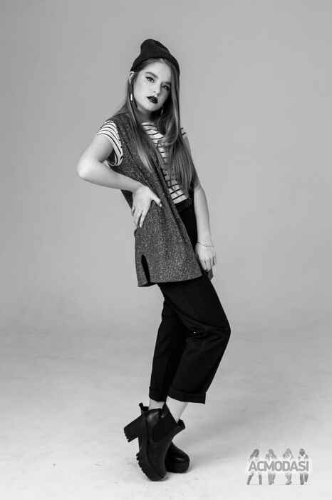 Кристина Олеговна Зиниченко фото №872994. Завантажено 27 Січня 2016