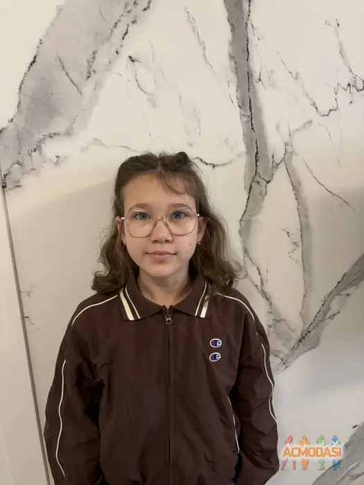 Ліза  Гайдук фото №1750120. Завантажено 25 Листопада 2025