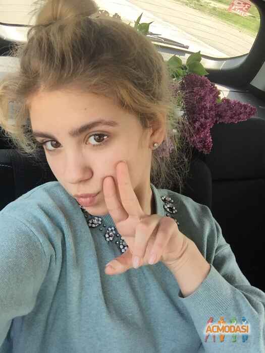 Екатерина   фото №908690. Завантажено 11 Травня 2016