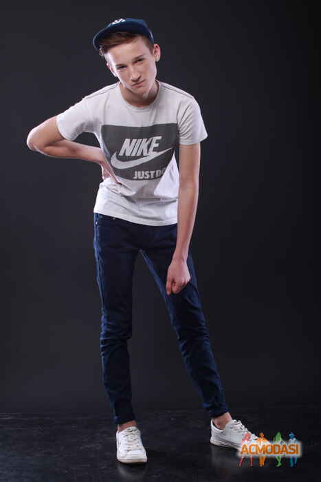 Максим Сергійович Волков фото №991156. Завантажено 29 Листопада 2016