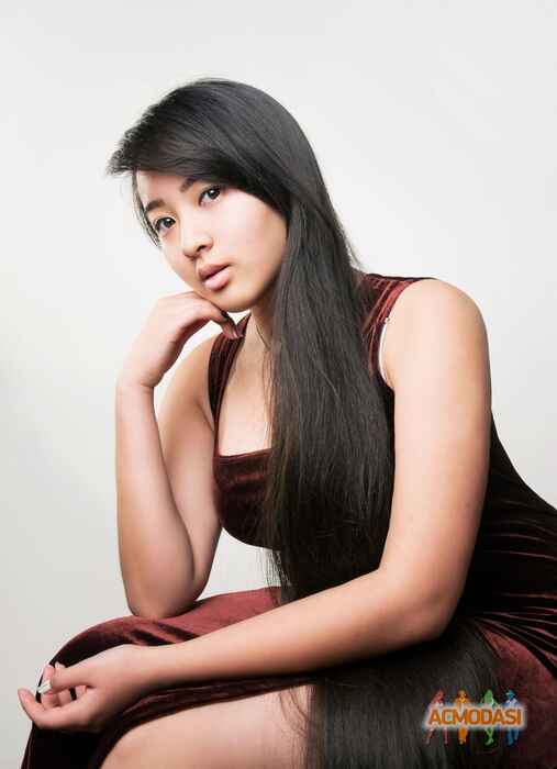 Ві Ань  Чан фото №1077406. Завантажено 11 Липня 2017