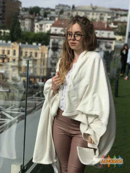 Вика Олеговна Олещенко фото №1170493. Завантажено 22 Січня 2018