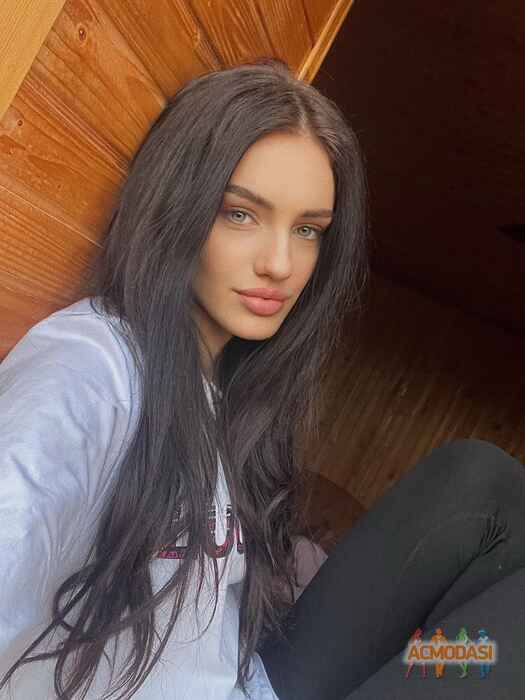 Tina  Nikiforova фото №1640466. Завантажено 13 Липня 2021