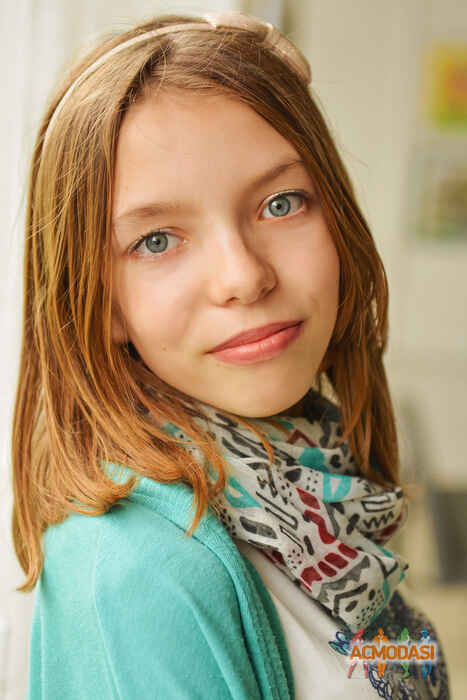 Эллина Олеговна Бывалькевич фото №1007713. Завантажено 16 Січня 2017