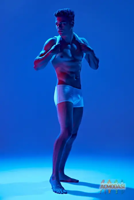 Лучко  Максим фото №1749825. Завантажено 20 Листопада 2025