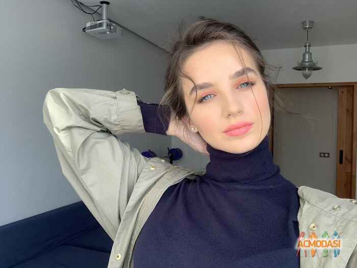 Елена   фото №1478900. Завантажено 23 Листопада 2019