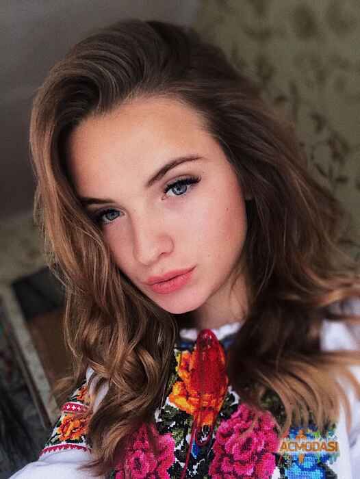 Юлія Павлівна Шиманська фото №1485013. Завантажено 07 Грудня 2019