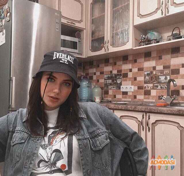 Алина Владимировна Нечипорук фото №1476407. Завантажено 16 Листопада 2019