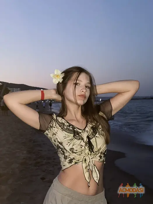 Діана  Приладишева фото №1753775. Завантажено 05 Березня 2026