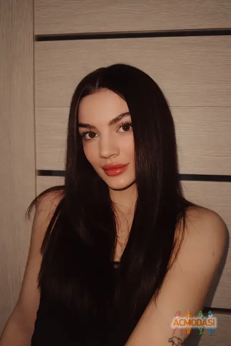 Яна  Кислицька фото №1753821. Завантажено 07 Березня 2026