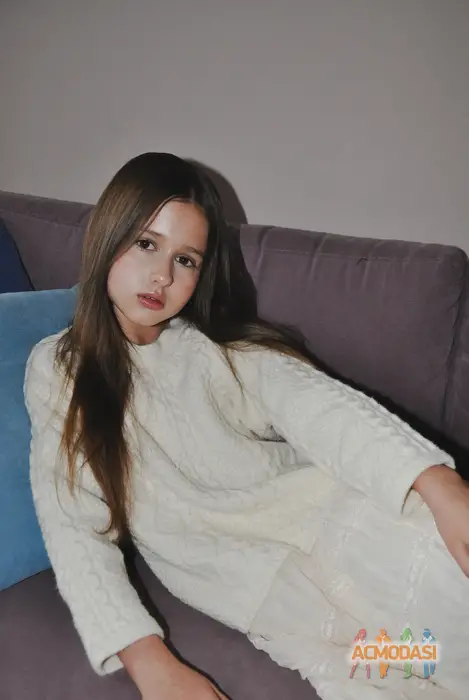 Ельвіра  Кутинська фото №1753933. Завантажено 10 Березня 2026