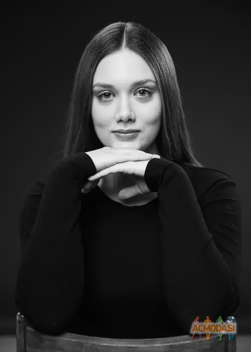 Лана  Єрмакова фото №1753991. Завантажено 13 Березня 2026