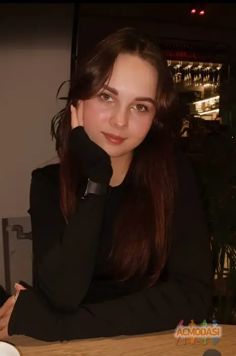 Stasia  Kahniy фото №1754430. Завантажено 02 Квітня 2026