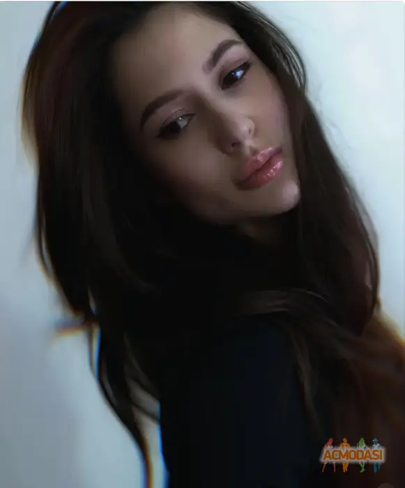 Unicorn  Gold фото №1754469. Завантажено 05 Квітня 2026