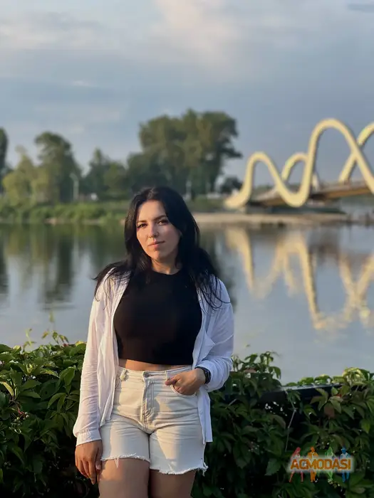 Олена   фото №1754506. Завантажено 06 Квітня 2026