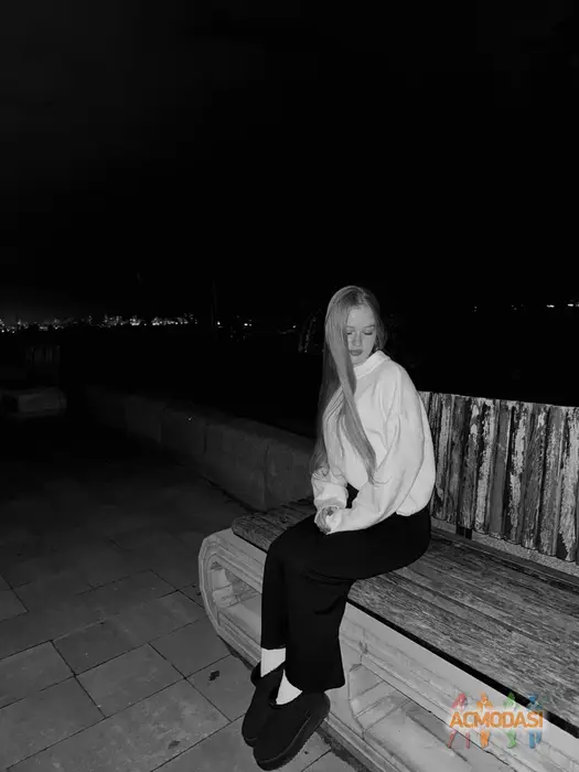 Емма  Кочин фото №1754810. Завантажено 18 Квітня 2026